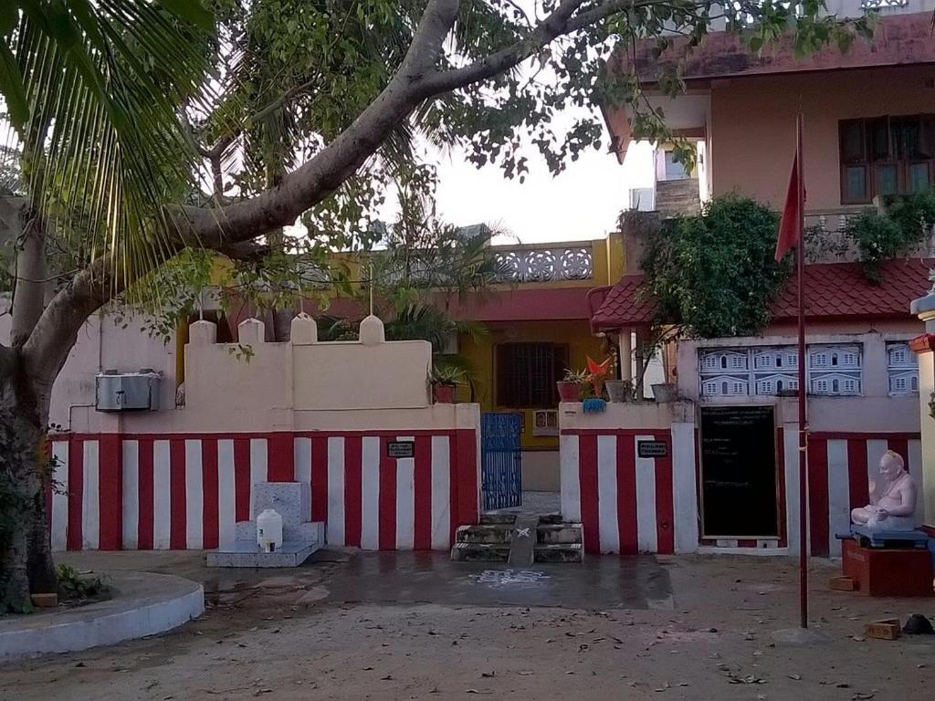 Shakti Family Guest House Махабалипурам Екстериор снимка