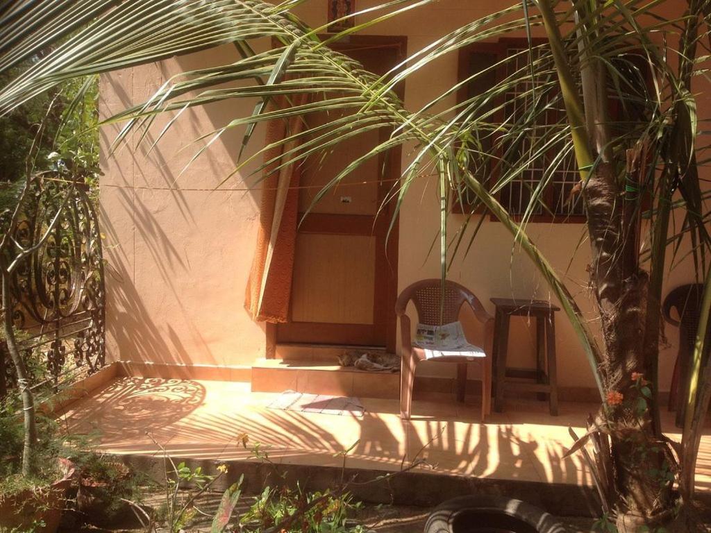 Shakti Family Guest House Махабалипурам Екстериор снимка